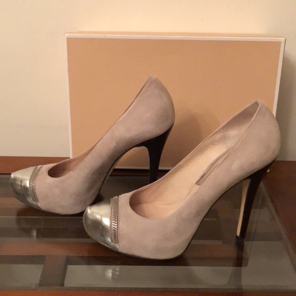 Michael Kors Cynthia Platform Pearl Grey Heels - Picture 4 of 8